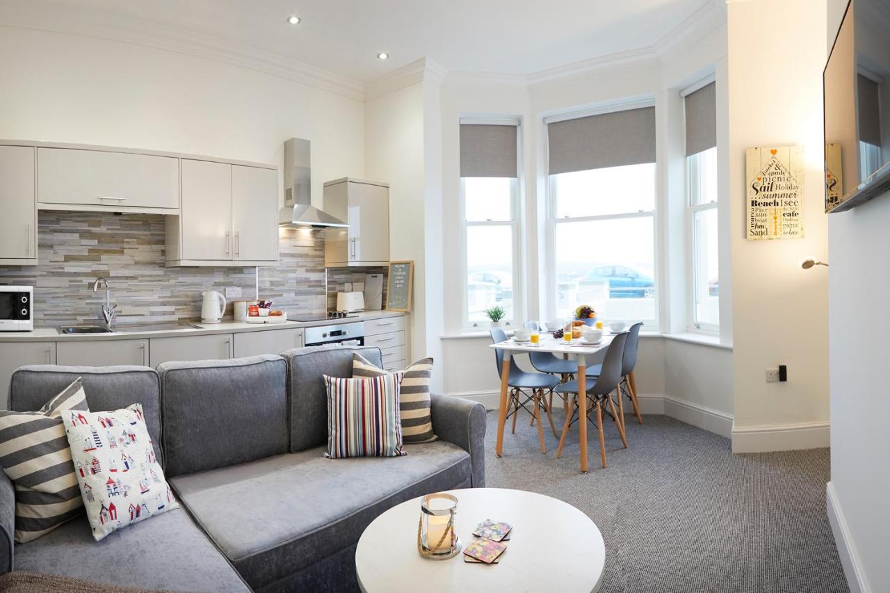 Daire Headland View - Stunning Sea Views - Yorkshire Coast Lets